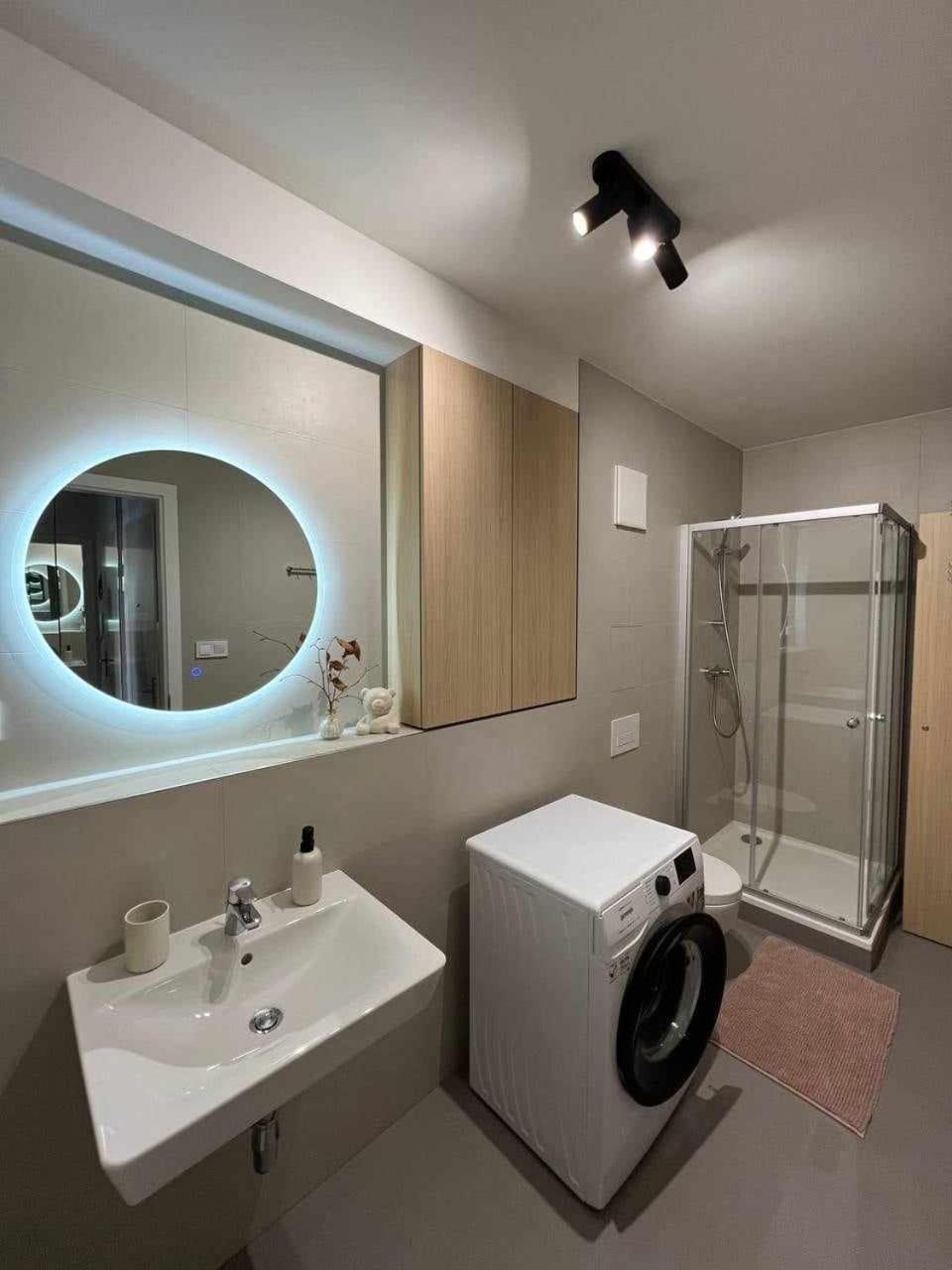 M&M1 Studio Apartment Near Center With Free Parking - Ac Košice Exterior foto